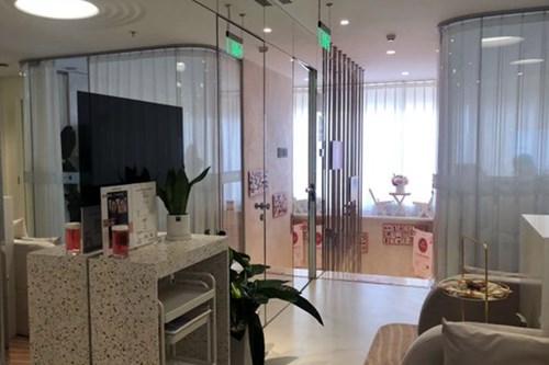 成都微创去抬头纹医院排行榜汇总5家性价比高的公立医院!成都艾尚医学美容门
